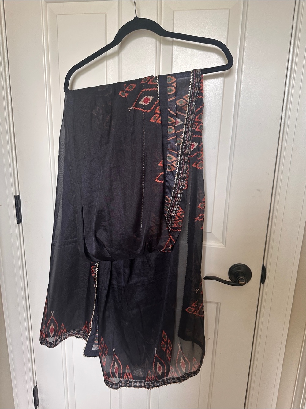 Pakistani clothes- Saira Rizwan 3 piece silk outfit - Picture 10 of 11